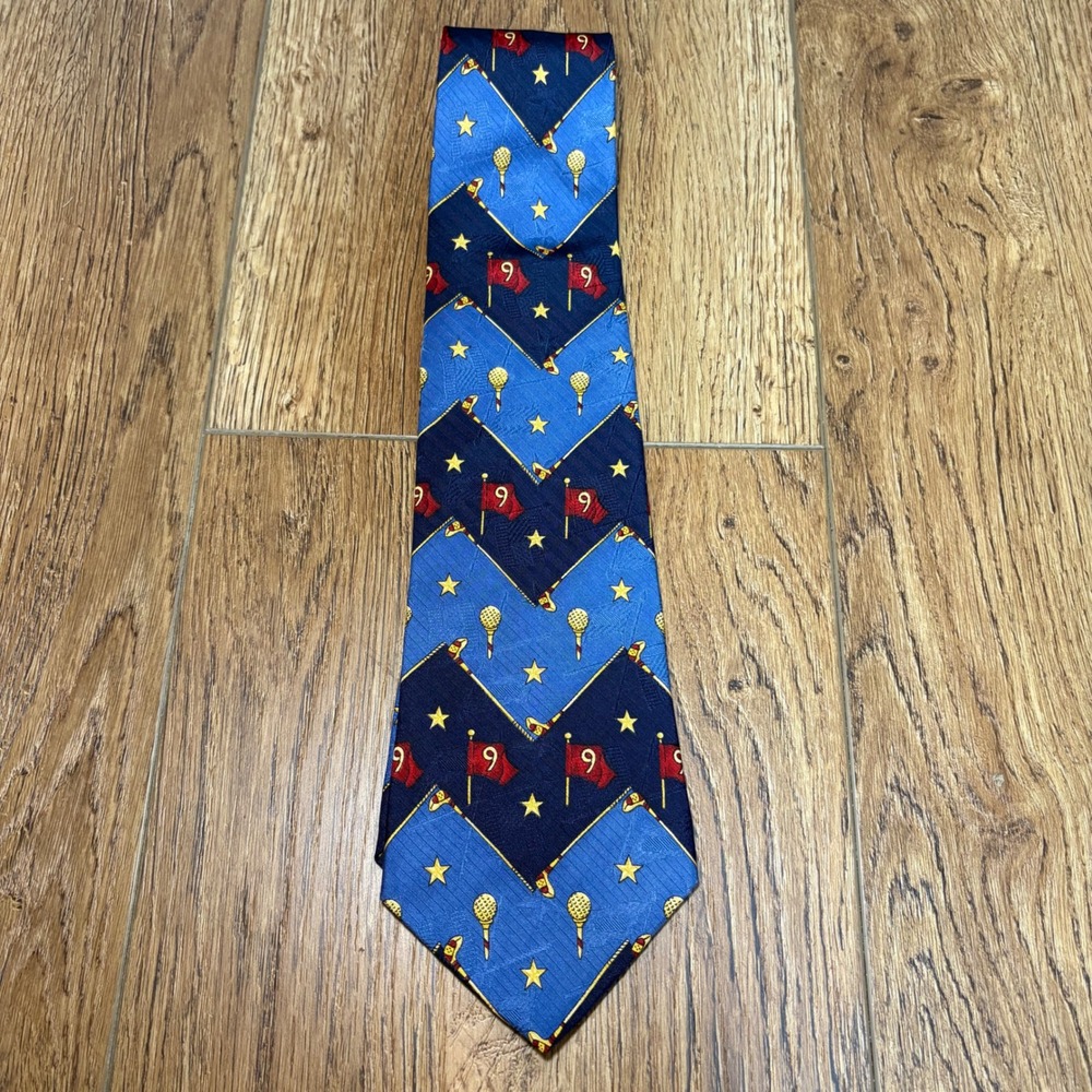 VTG Tommy Hilfiger Mens Golf Silk Tie Blue Red Flag Stars Novelty Made in USA